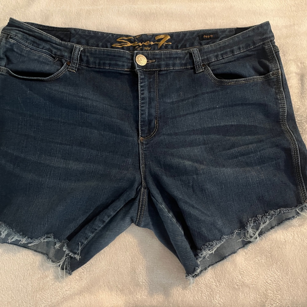 Denim plus size 22shorts well loved